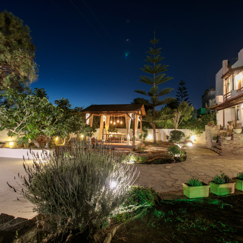 Chora Naxos / House of 195m2 / 640688