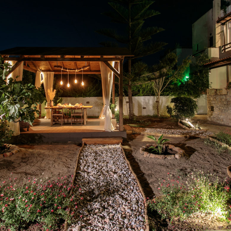 Chora Naxos / House of 195m2 / 640688