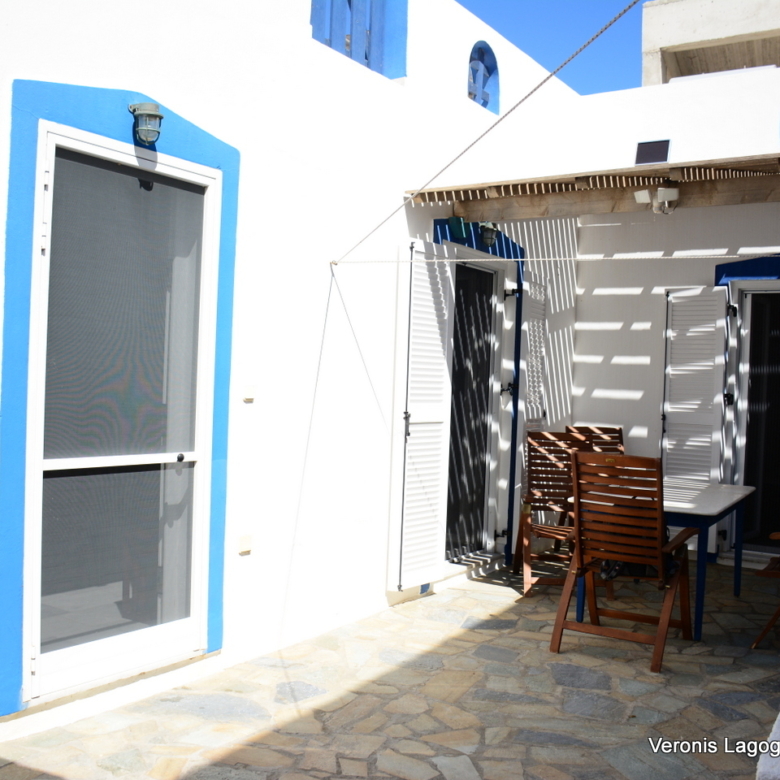 Αγία Άννα Νάξος / Κατοικία 70m2 / 640692